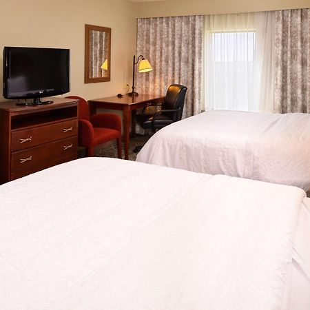 Hampton Inn By Hilton Litchfield Buitenkant foto