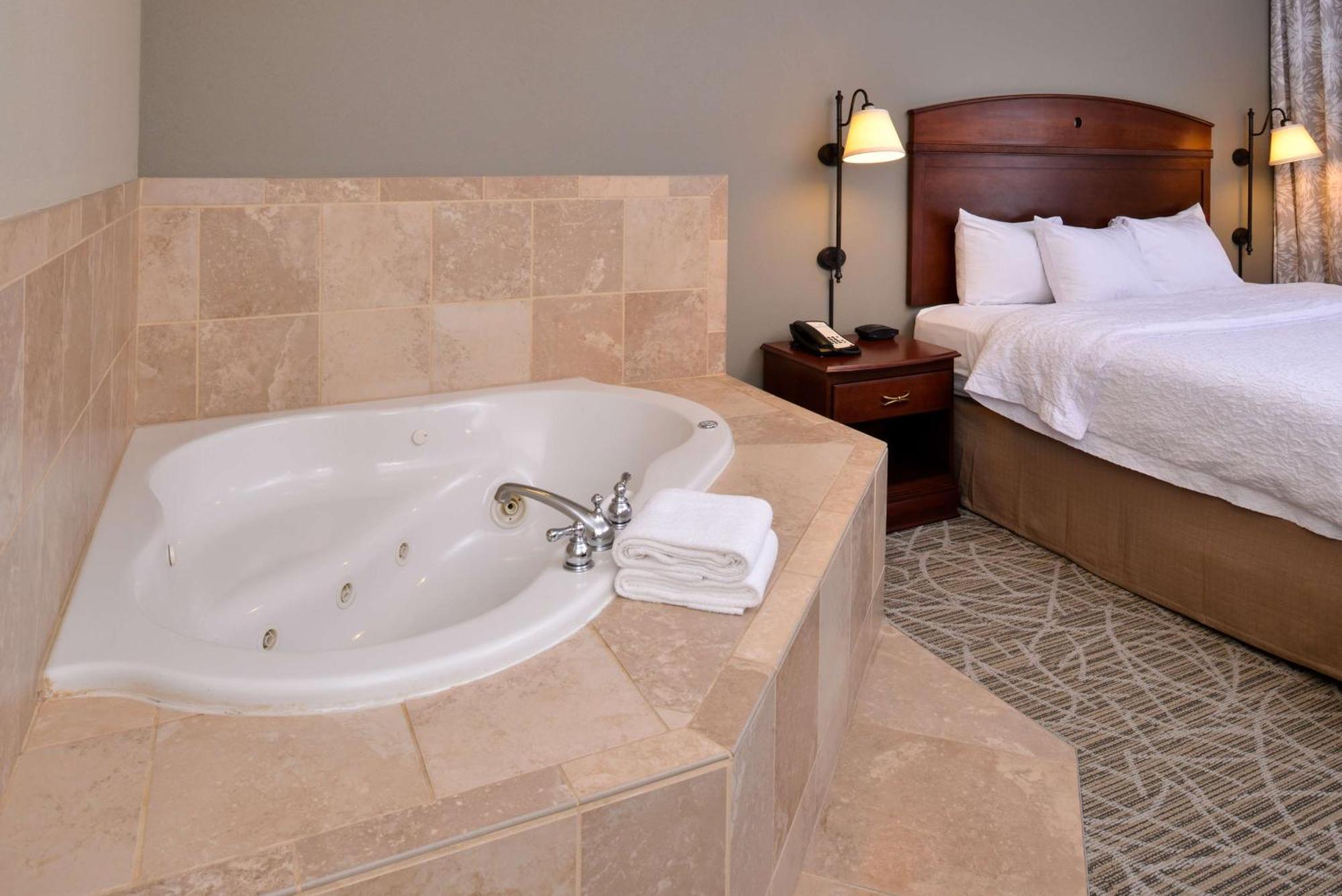 Hampton Inn By Hilton Litchfield Buitenkant foto