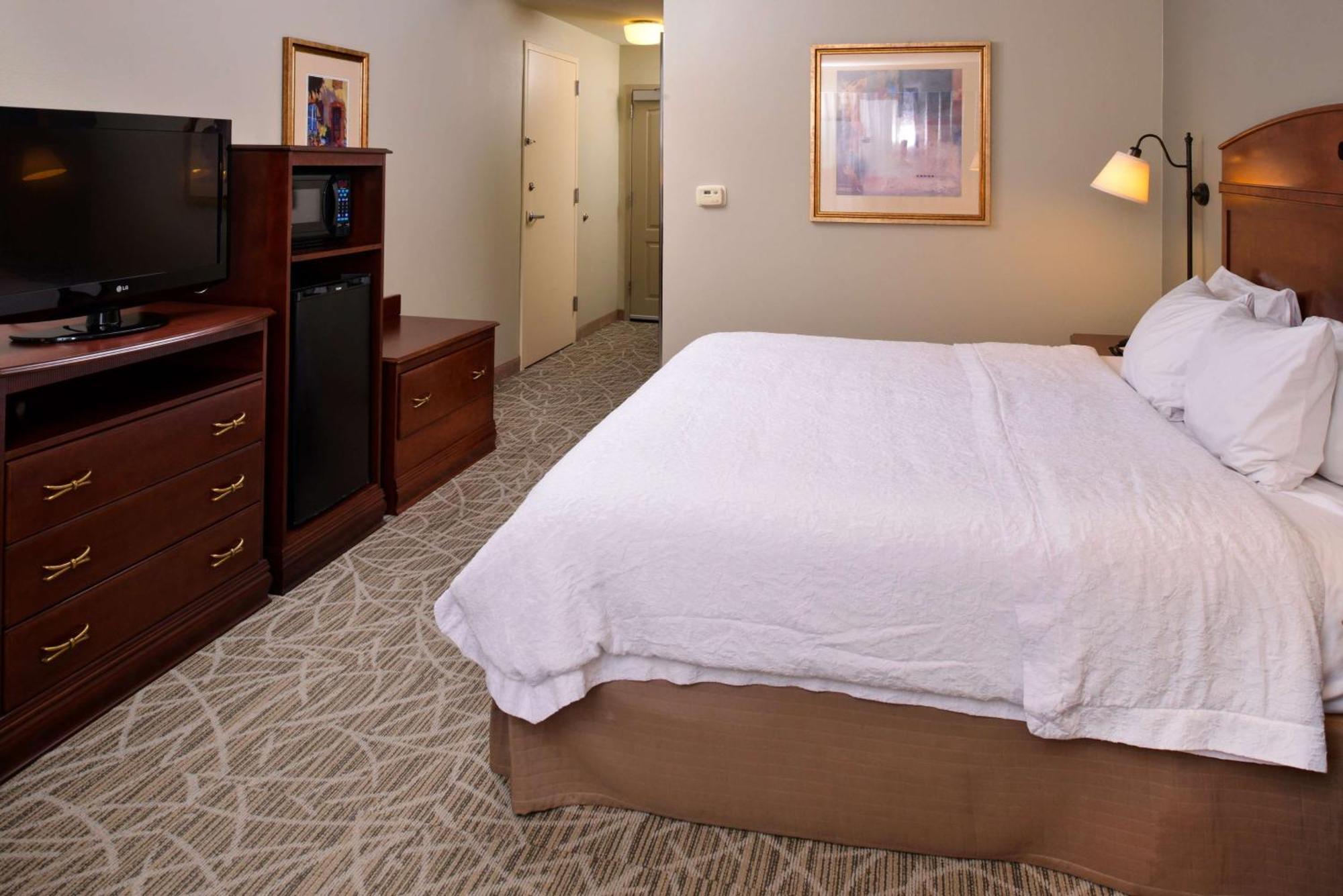 Hampton Inn By Hilton Litchfield Buitenkant foto