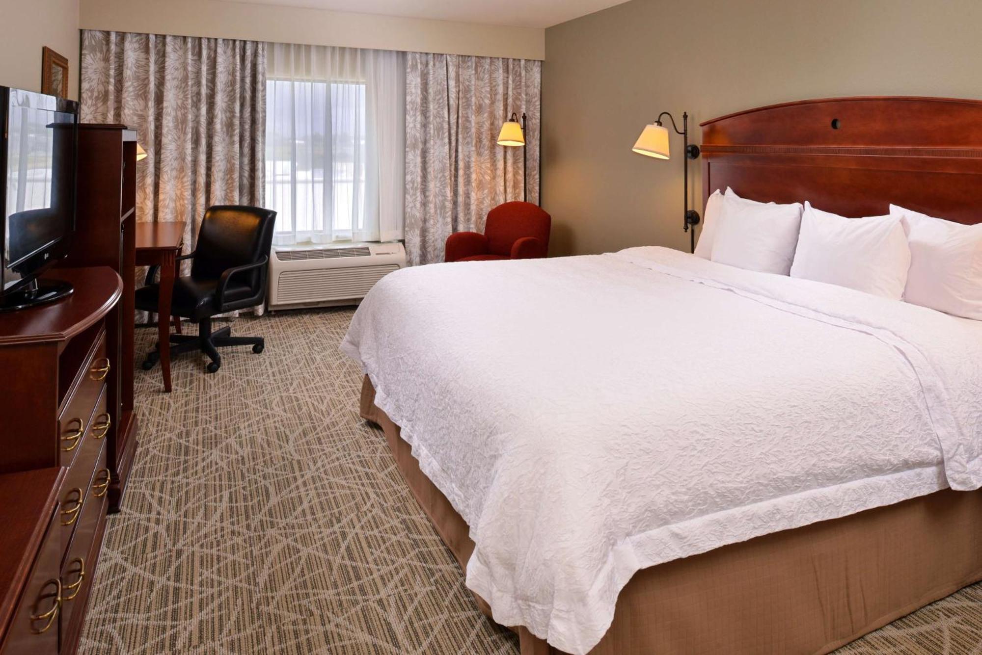Hampton Inn By Hilton Litchfield Buitenkant foto
