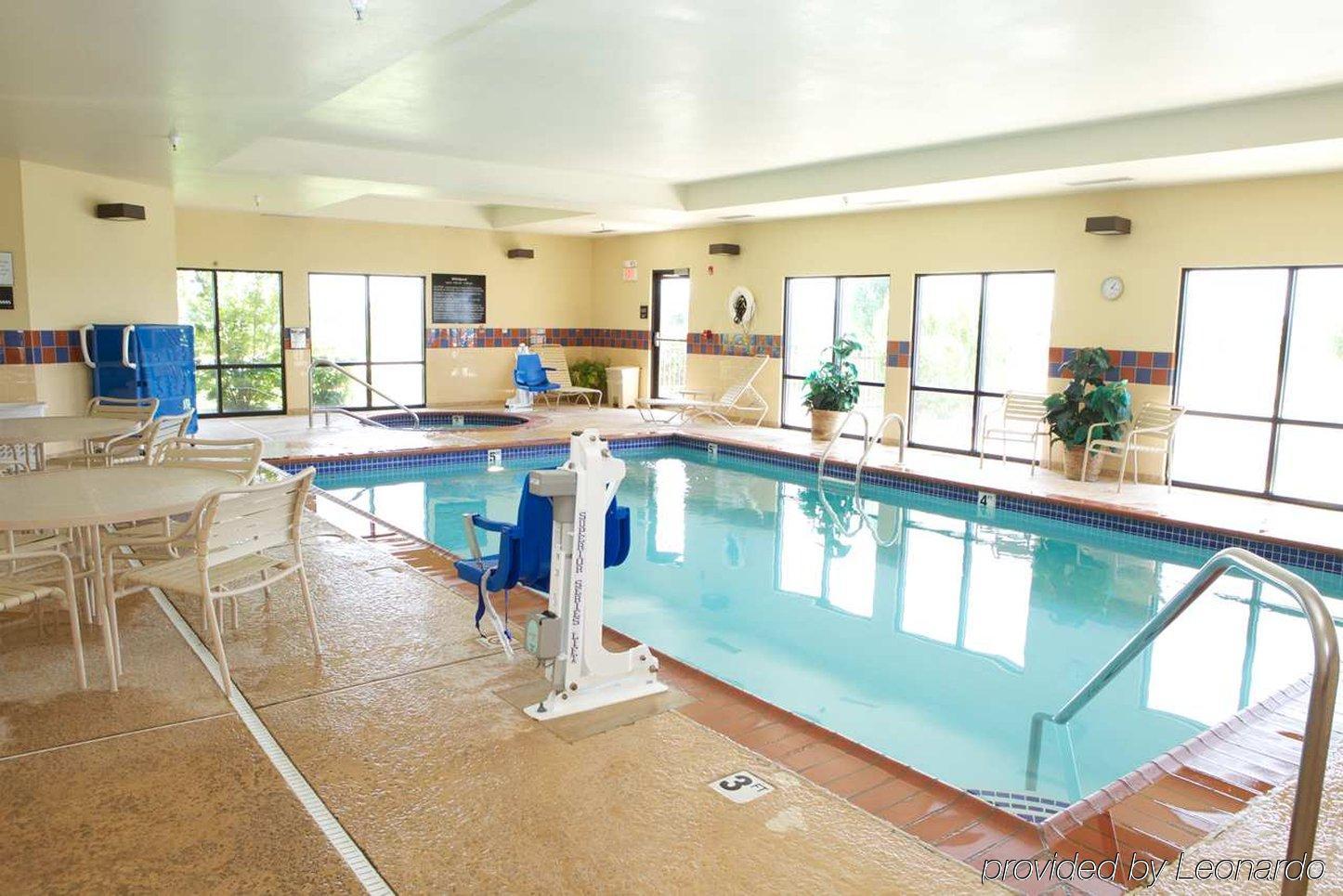 Hampton Inn By Hilton Litchfield Buitenkant foto